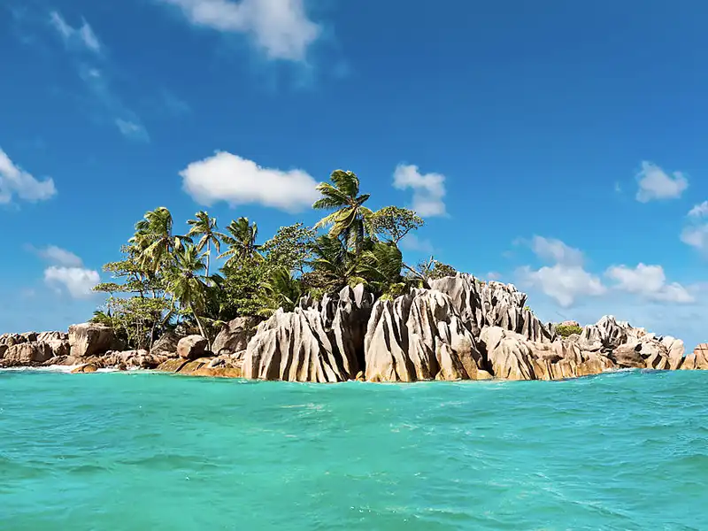 AFRICA-CRUISES-ponant-image