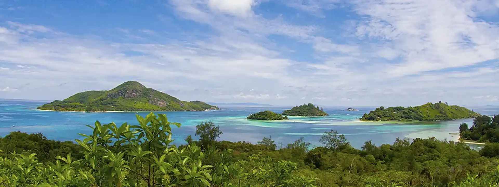AFRICA-MIDDLE-EAST-INDIAN-OCEAN-CRUISES-ponant-slider