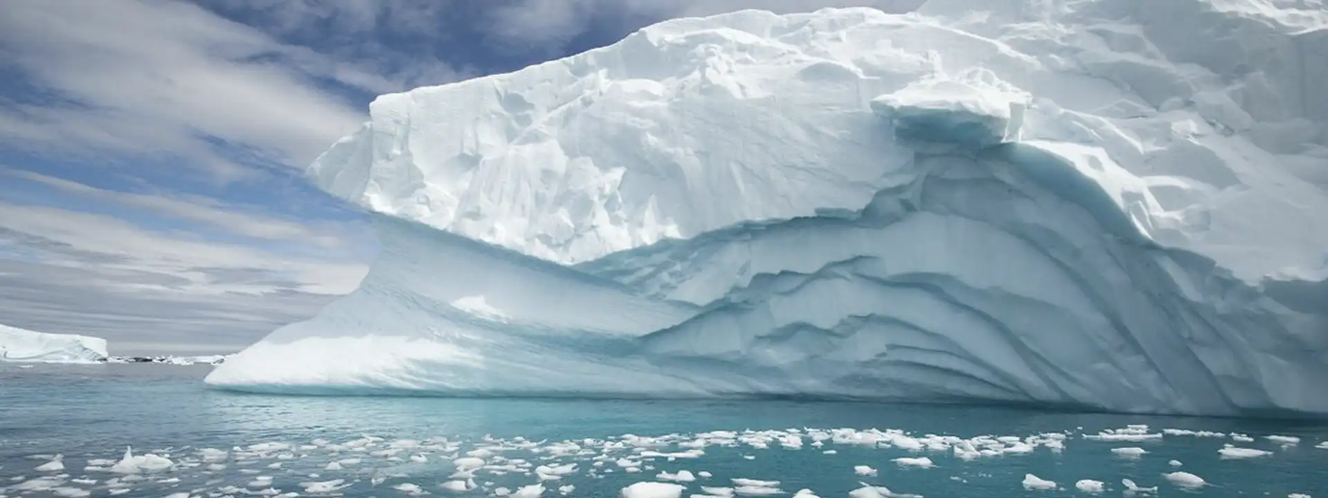 ANTARCTICA-CRUISES-ponant-slider