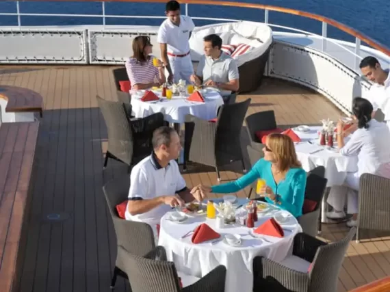 EVENT-CRUISES-ponant-image