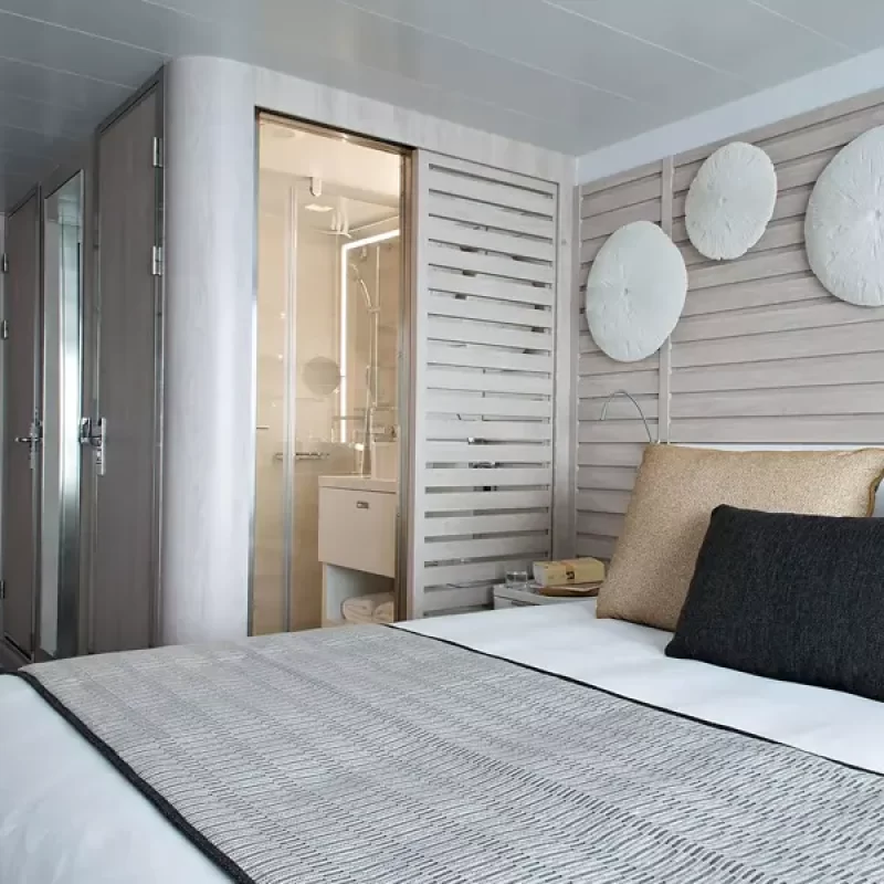 LE-BOUGAINVILLE-ponant-ship-cabins