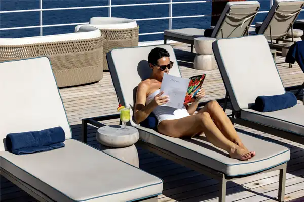 LIFE-ON-BOARD-LE-LAPEROUSE-image
