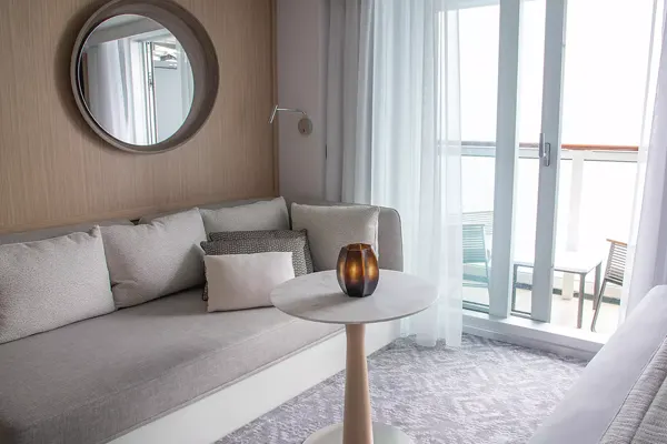 LE-BELLOT-cabins-deluxe-suit LE-BELLOT-cabins-deluxe-suit