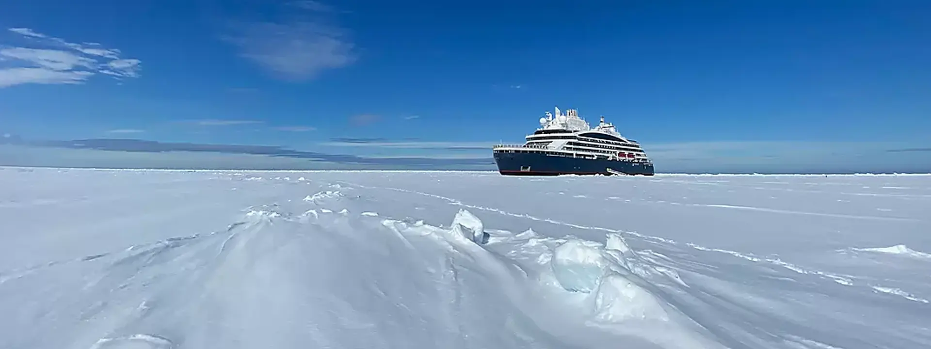 LE-COMMANDANT-CHARCOT-cruise-destinations-ponant-slider