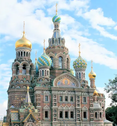 St Petersburg Ponant dusan-smetana-vPFAPO_OCyI-unsplash-resize
