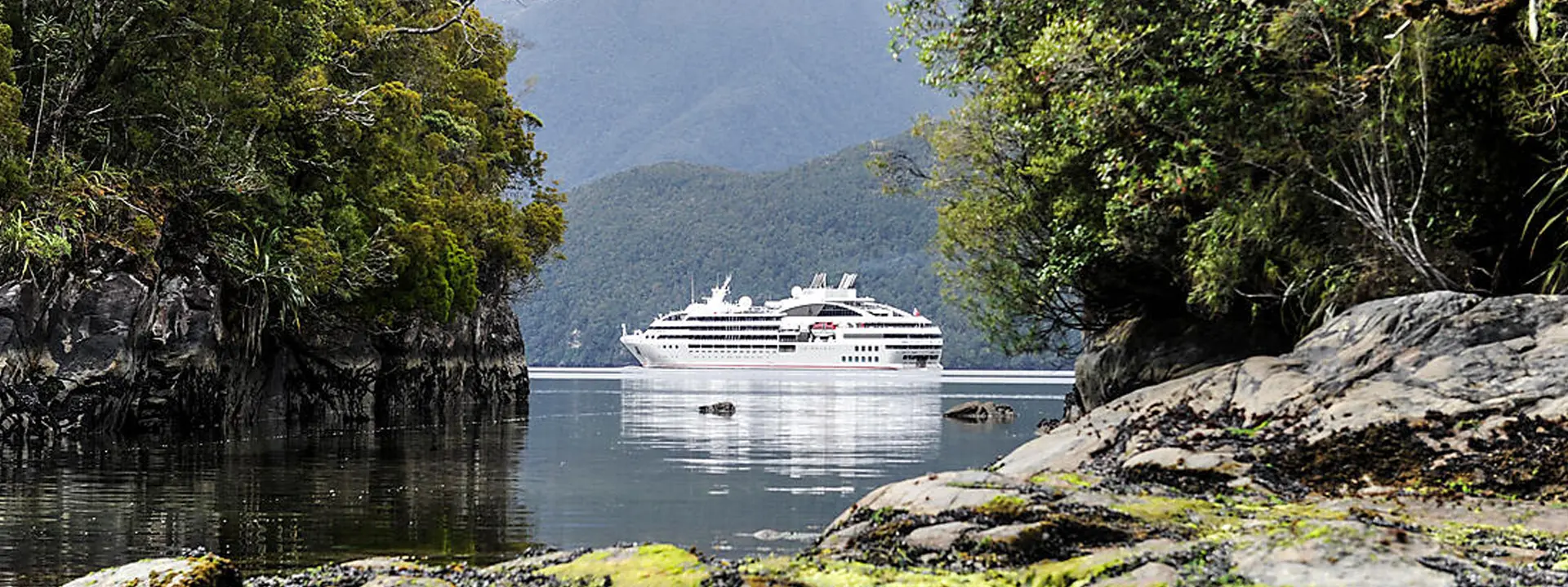 PONANT SOLO TRAVELLER discounts slider