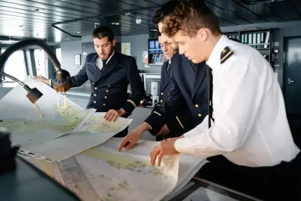 PONANT Wildlife Cruises-PONANT CREW