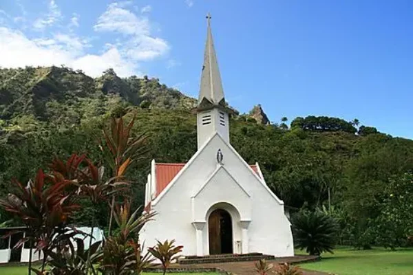 MARQUESAS TUAMOTUS & SOCIETY ISLANDS CRUISE DEALS 2027-2028-Omoa, Fatu Hiva Island